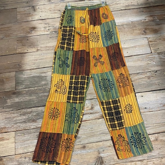 Beautiful Patch paints - Picture 3 of 4